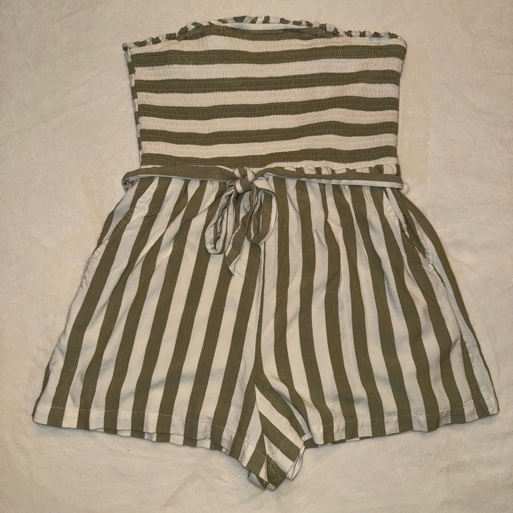 American Eagle Multi Stripe Short Romper Green/Cream Lined w/Pockets Size L